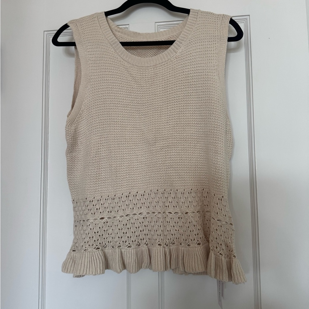 Elegant Cream Sleeveless Knit Top